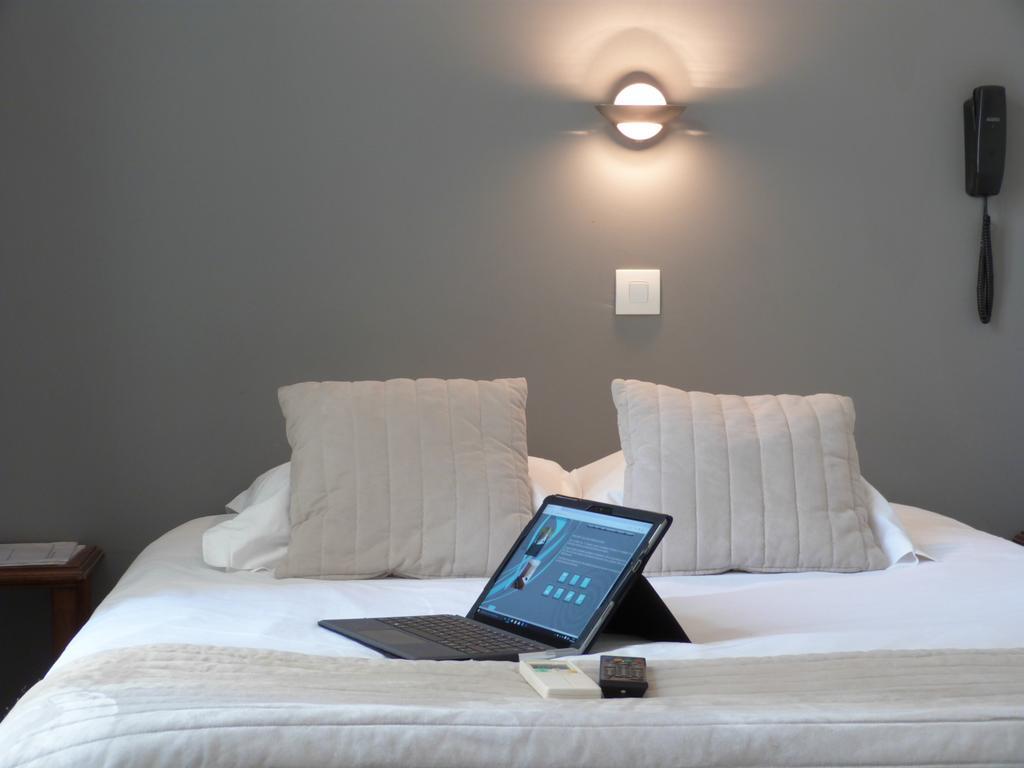 Blue Hotel La Seyne-sur-Mer Kamer foto