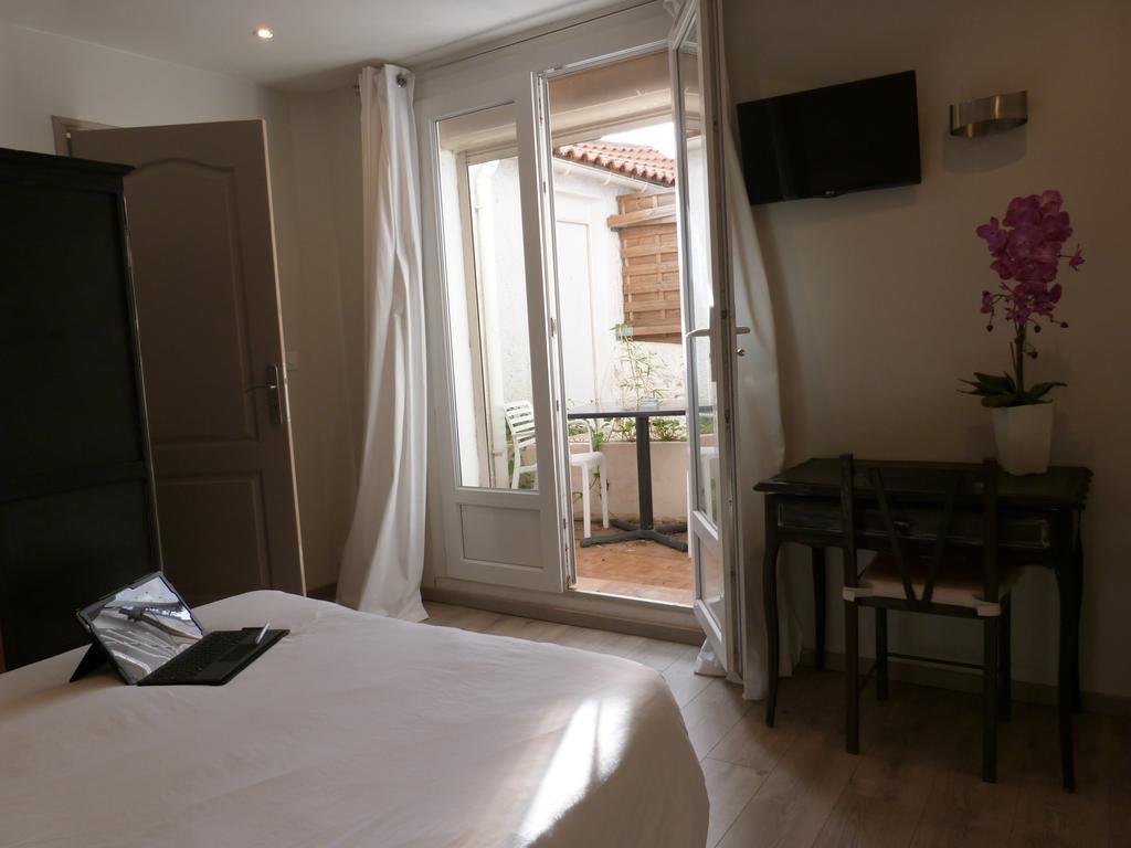 Blue Hotel La Seyne-sur-Mer Kamer foto